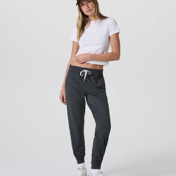Vuori Pants - NWT Vuori Jogger Pants
